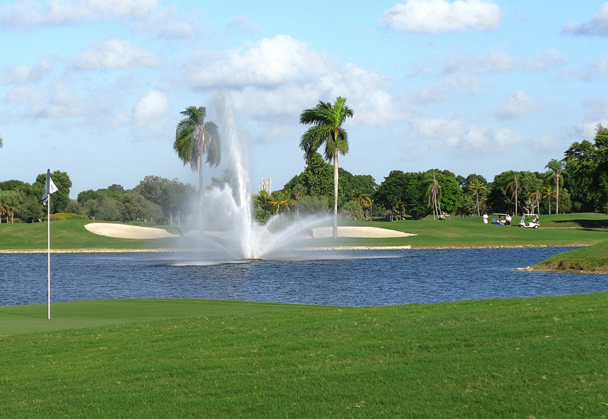 private golf clubs on the emerald coast